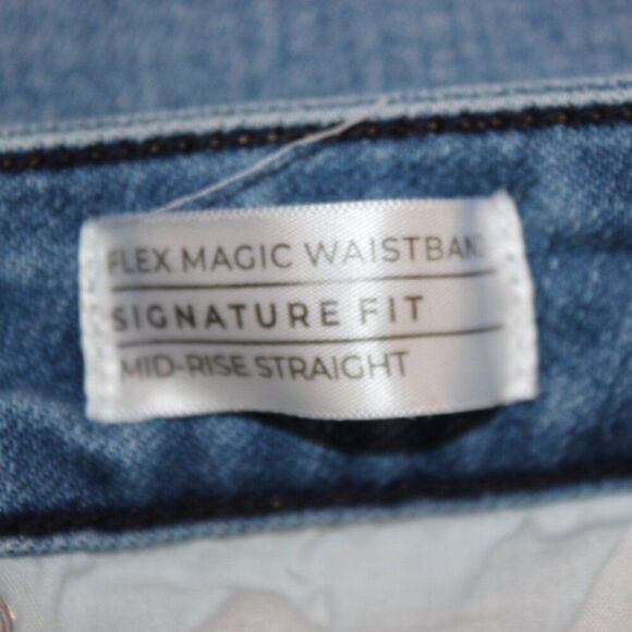 Lane Signature Fit Body Icon Straight Jean - Light Wash Women's Size 22 - Picture 12 of 15